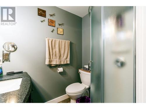 8758 Holding Road Unit# 17, Adams Lake, BC - Indoor Photo Showing Bathroom