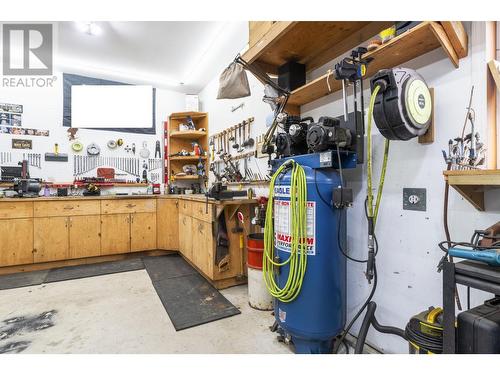 8758 Holding Road Unit# 17, Adams Lake, BC - Indoor Photo Showing Basement