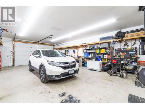 8758 Holding Road Unit# 17, Adams Lake, BC - Indoor Photo Showing Garage