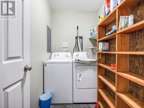 99 Elk Street, Vernon, BC - Indoor Photo Showing Laundry Room