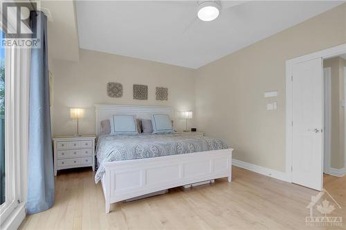 38 Meach Private, Ottawa, ON - Indoor Photo Showing Bedroom