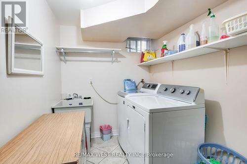639 Caledonia Road, Toronto, ON - Indoor Photo Showing Laundry Room