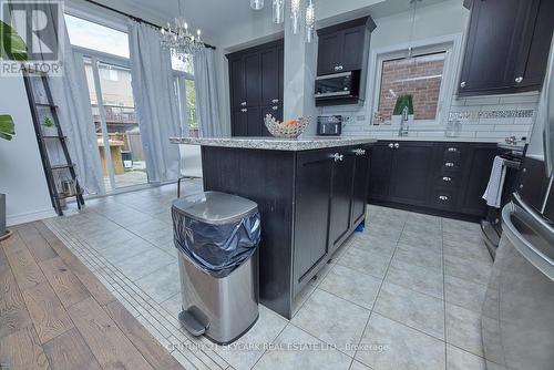 123 Vinton Road, Hamilton, ON - Indoor Photo Showing Kitchen With Upgraded Kitchen