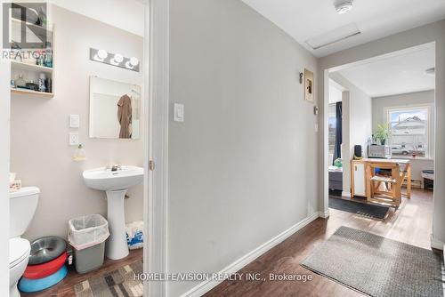 78 Front Street S, Orillia, ON - Indoor Photo Showing Bathroom