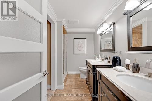 17 Preservation Place, Whitby, ON - Indoor Photo Showing Bathroom