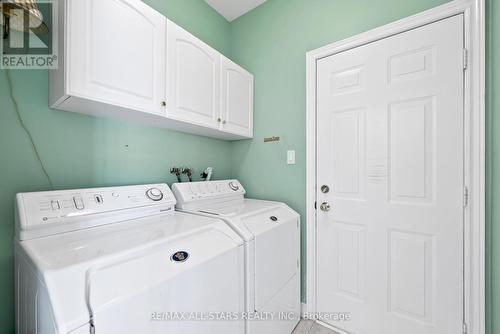 395 Waterbury Crescent, Scugog, ON - Indoor Photo Showing Laundry Room