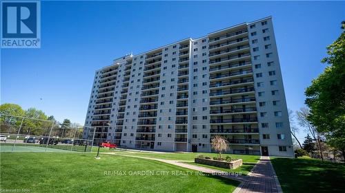 704 - 1100 Caven Street, Mississauga, ON - Outdoor With Balcony With Facade