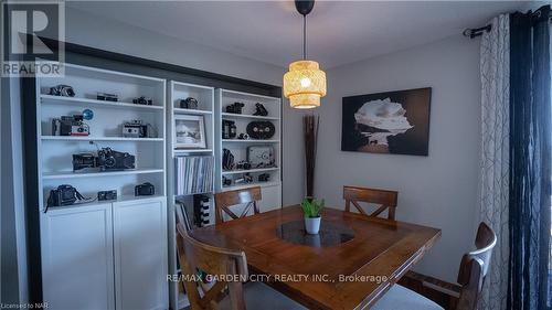 704 - 1100 Caven Street, Mississauga, ON - Indoor Photo Showing Dining Room