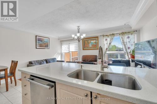 7 Feathertop Lane, Brampton, ON - Indoor Photo Showing Kitchen With Double Sink
