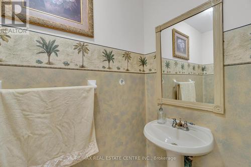 7 Feathertop Lane, Brampton, ON - Indoor Photo Showing Bathroom