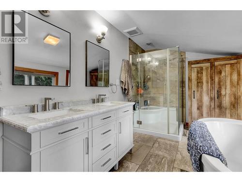 9599 Birchill Crescent, Prince George, BC - Indoor Photo Showing Bathroom
