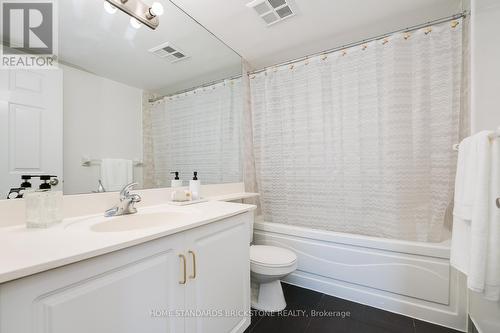 1716 - 80 Harrison Garden Boulevard, Toronto, ON - Indoor Photo Showing Bathroom
