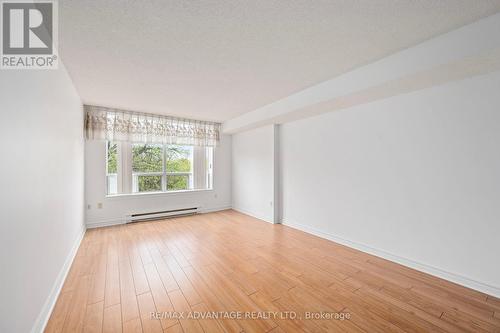 404 - 1510 Richmond Street, London, ON - Indoor Photo Showing Other Room