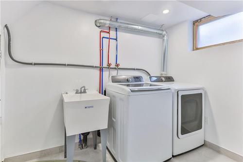 699 Upper James Street, Hamilton, ON - Indoor Photo Showing Laundry Room