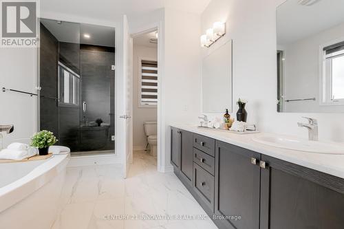 1000 Lockie Drive, Oshawa, ON - Indoor Photo Showing Bathroom