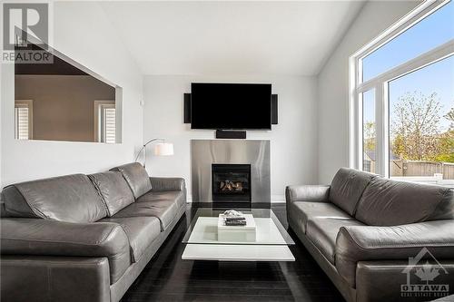 1488 Lisbon Street, Ottawa, ON - Indoor Photo Showing Living Room With Fireplace