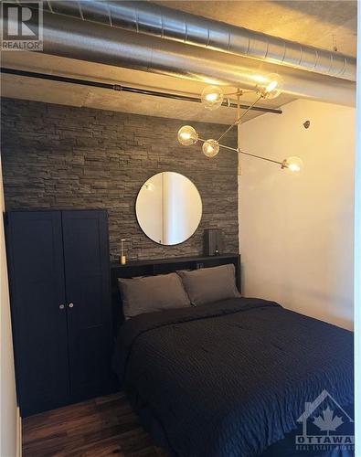 360 Mcleod Street Unit#304, Ottawa, ON - Indoor Photo Showing Bedroom