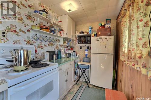 512 Lakeview Crescent, Saskatchewan Beach, SK - Indoor Photo Showing Kitchen
