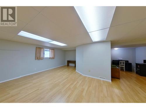 1251 15 Avenue Se, Salmon Arm, BC - Indoor Photo Showing Basement