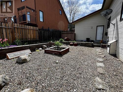1251 15 Avenue Se, Salmon Arm, BC - Outdoor With Exterior