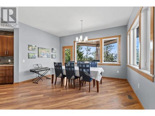 13598 Townsend Drive, Lake Country, BC - Indoor Photo Showing Dining Room