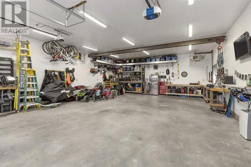 154 Central Creek Dr, Sault Ste. Marie, ON - Indoor Photo Showing Garage