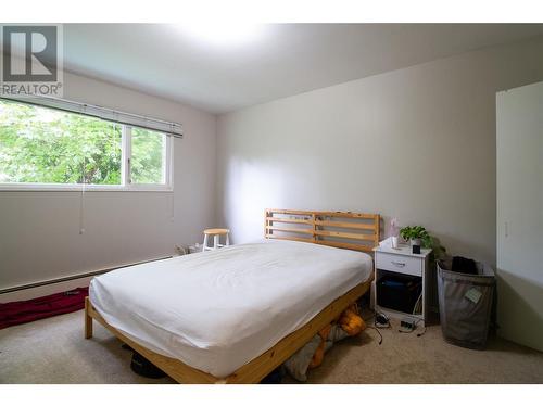 1301 Second Street, Revelstoke, BC - Indoor Photo Showing Bedroom