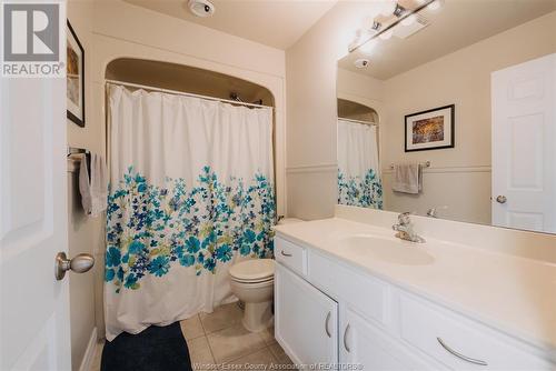 724 Massimo Crescent, Windsor, ON - Indoor Photo Showing Bathroom