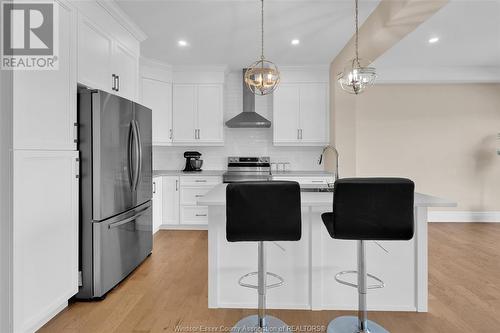 144 Lane Street, Essex, ON - Indoor Photo Showing Kitchen With Upgraded Kitchen