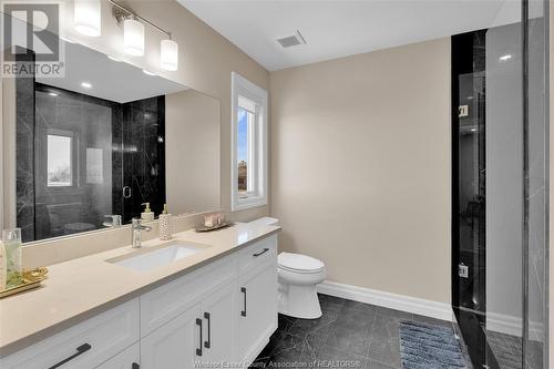 144 Lane Street, Essex, ON - Indoor Photo Showing Bathroom