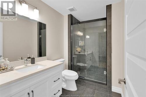 144 Lane Street, Essex, ON - Indoor Photo Showing Bathroom