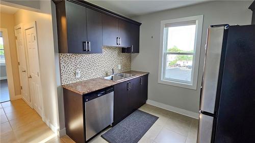 1544 King Street E|Unit #401, Hamilton, ON - Indoor Photo Showing Kitchen With Double Sink