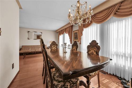 79 Eastbury Drive, Stoney Creek, ON - Indoor Photo Showing Dining Room