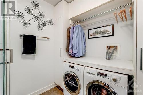 68H Stonehurst Avenue, Ottawa, ON - Indoor Photo Showing Laundry Room