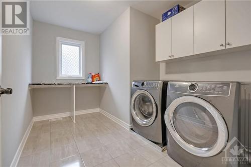 591 Vivera Place, Stittsville, ON - Indoor Photo Showing Laundry Room