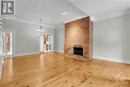 159 Mackay Street, Ottawa, ON - Indoor Photo Showing Living Room With Fireplace