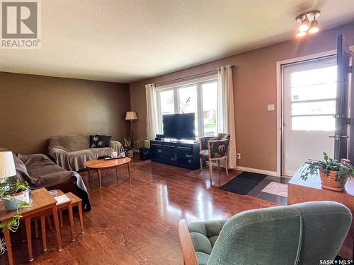 506 2Nd Street W, Meadow Lake, SK - Indoor Photo Showing Living Room