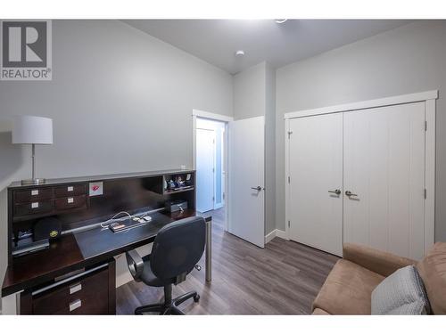 1046 Holden Road, Penticton, BC - Indoor Photo Showing Office