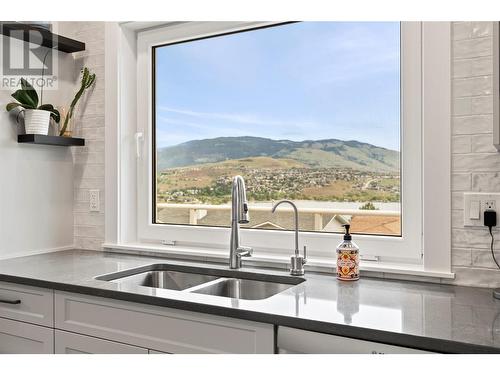8000 Kalview Drive, Coldstream, BC - Indoor Photo Showing Kitchen With Double Sink