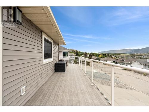 8000 Kalview Drive, Coldstream, BC - Outdoor With Exterior