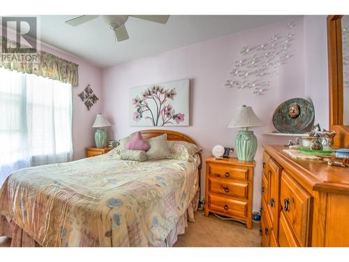 2403 43 Avenue, Vernon, BC - Indoor Photo Showing Bedroom