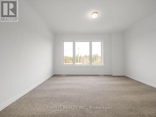 97 Thicketwood Avenue, Barrie, ON - Indoor Photo Showing Other Room