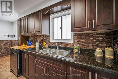 16 Shannon Court, Whitby, ON - Indoor Photo Showing Kitchen With Double Sink