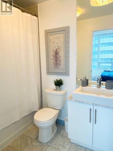 2610 - 55 Bremner Boulevard, Toronto, ON - Indoor Photo Showing Bathroom