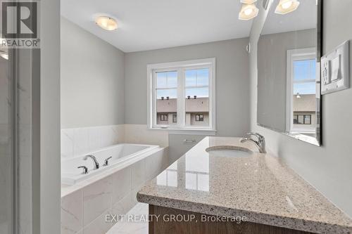 1339 Demers Avenue, Kingston, ON - Indoor Photo Showing Bathroom