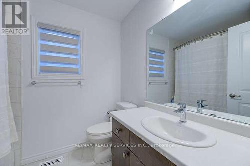 21 Mclaren Avenue, Brantford, ON - Indoor Photo Showing Bathroom