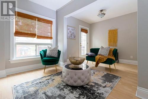 189 Stinson Street, Hamilton, ON - Indoor Photo Showing Living Room