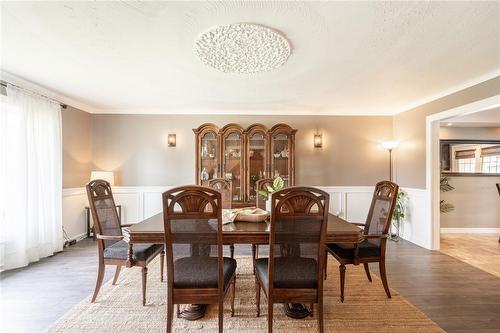 9 Vanderwood Court, Stoney Creek, ON - Indoor Photo Showing Dining Room
