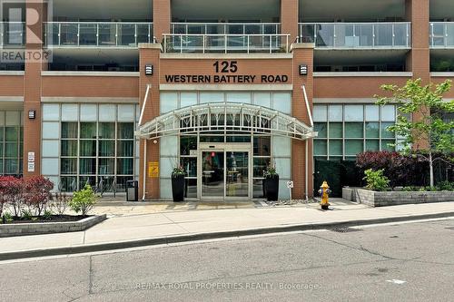1905 - 125 Western Battery Road, Toronto, ON 