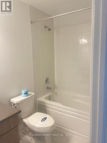 3054 Paperbirch Trail, Pickering, ON - Indoor Photo Showing Bathroom